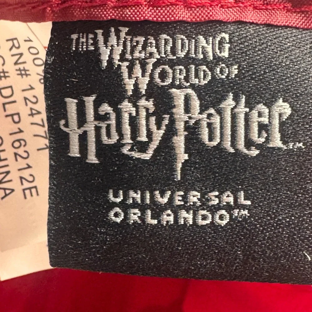 Universal Studios Harry Potter Mascot Gryffindor Maroon Drawstring Backpack Bag